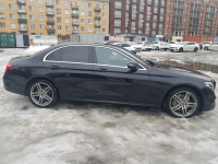 Mercedes-Benz E220