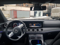 Mercedes-Benz E220